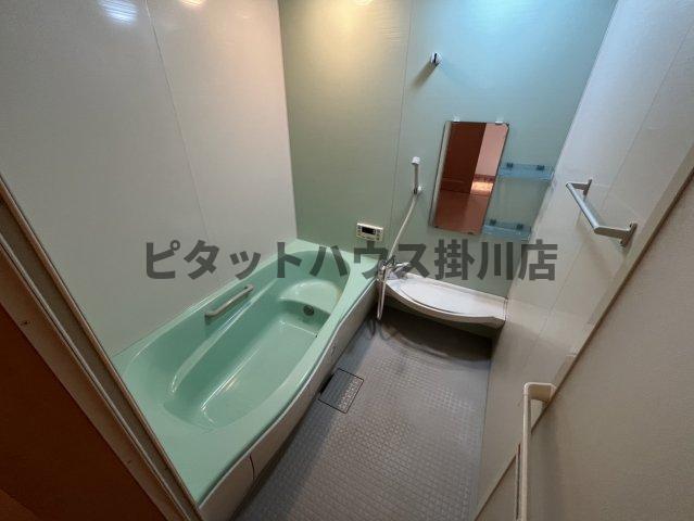 掛川市八坂アパート バス／シャワー