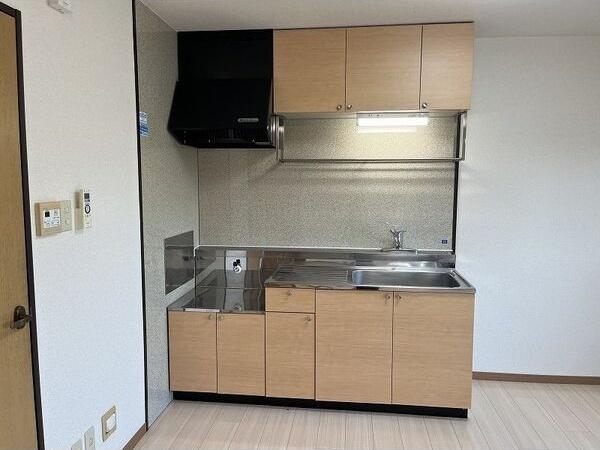 掛川市富部アパート キッチン