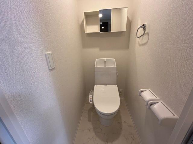 磐田市安久路アパート トイレ