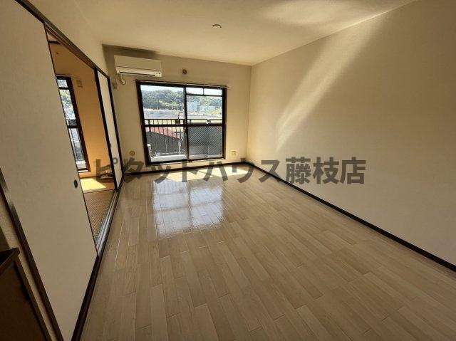 藤枝市堀之内マンション リビング