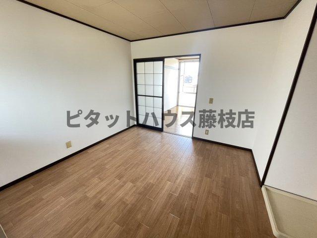 焼津市三和アパート リビング