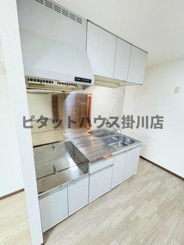 掛川市家代マンション キッチン