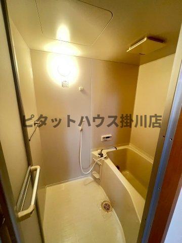 袋井市愛野東アパート バス／シャワー