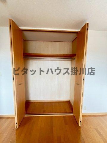 袋井市愛野東アパート 収納