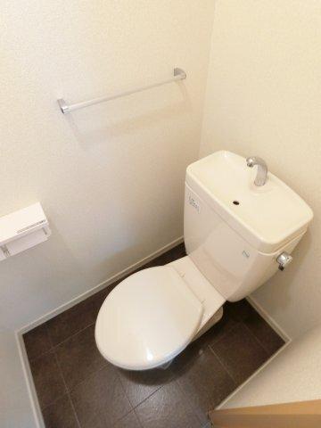 掛川市浜野新田アパート トイレ