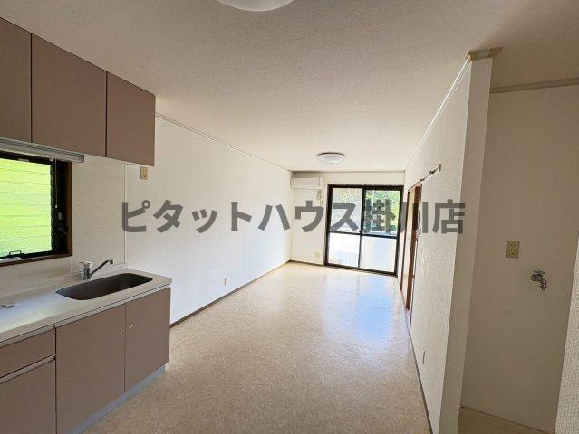 袋井市豊沢アパート リビング