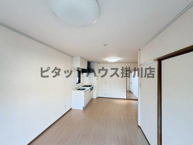 袋井市豊沢アパート リビング