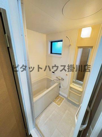 袋井市豊沢アパート バス／シャワー