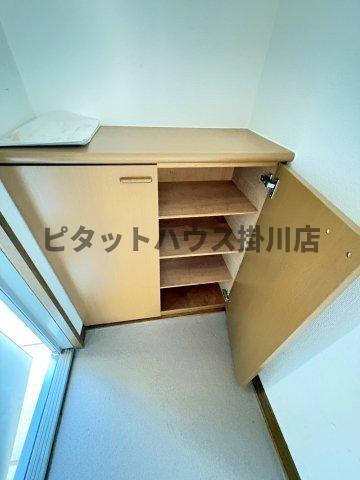袋井市豊沢アパート 収納