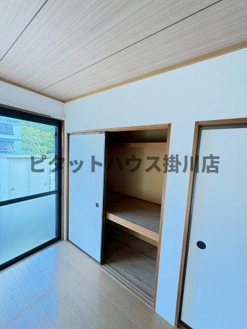 袋井市豊沢アパート 収納