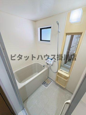 袋井市豊沢アパート バス／シャワー