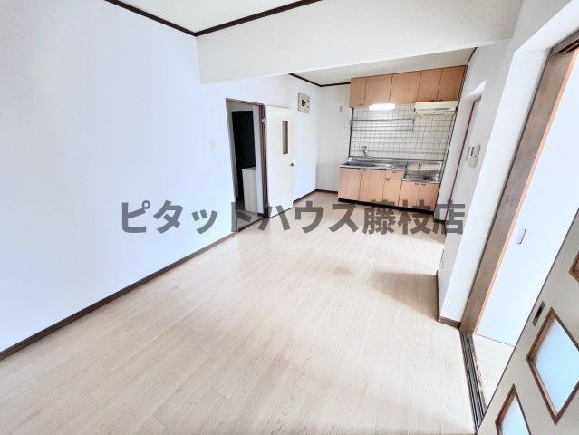焼津市小土マンション リビング