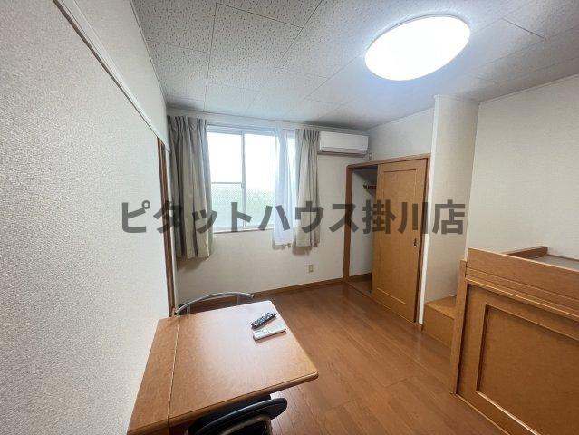 袋井市延久アパート リビング