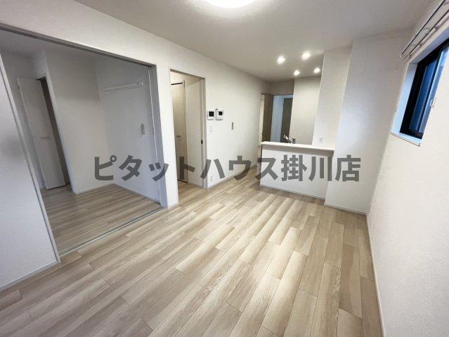 袋井市久能アパート リビング