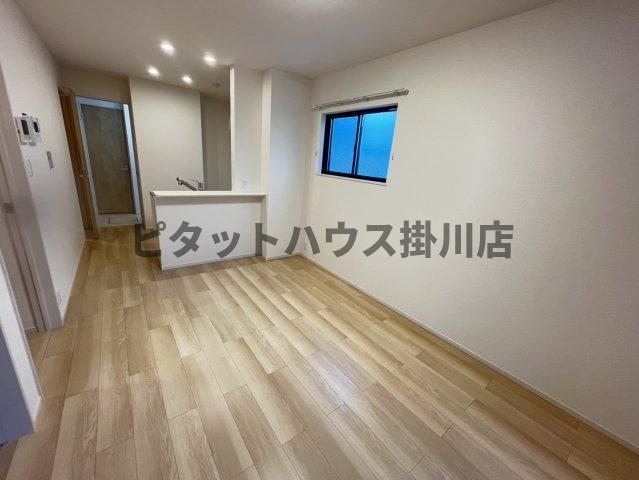 袋井市久能アパート リビング