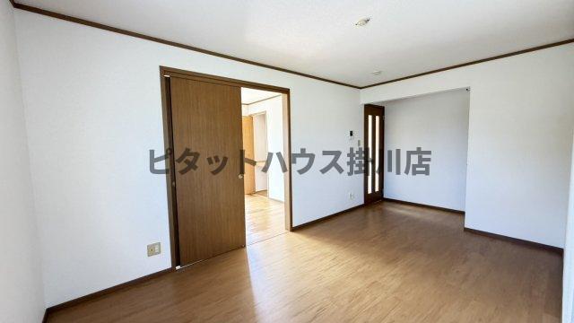 掛川市沖之須アパート リビング