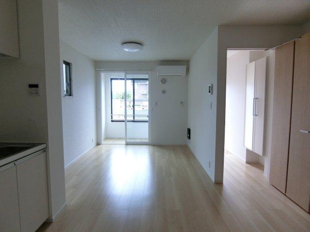 掛川市沢田アパート リビング