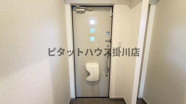 掛川市北門アパート 玄関