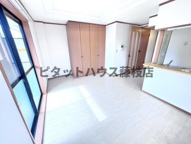 焼津市下小田中町アパート リビング