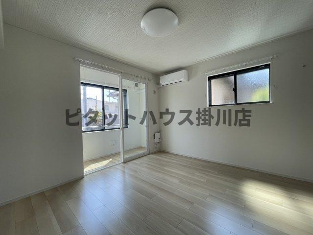 磐田市見付アパート リビング