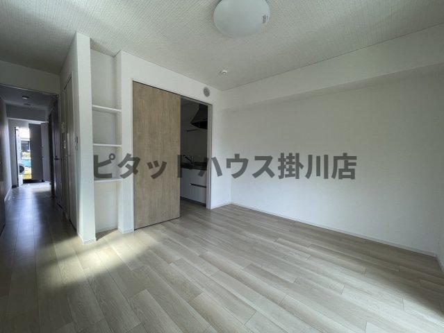 磐田市見付アパート リビング
