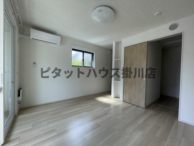 磐田市見付アパート リビング