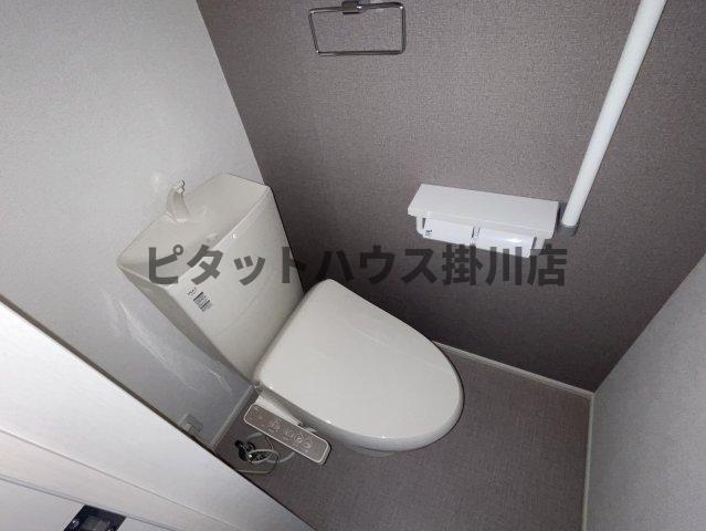 磐田市見付アパート トイレ