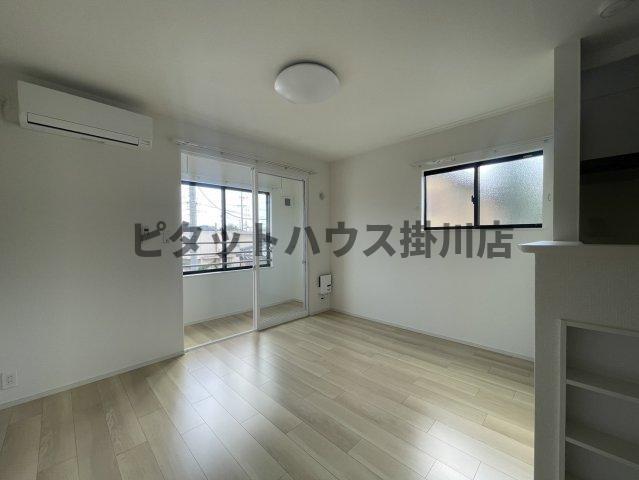 磐田市見付アパート リビング