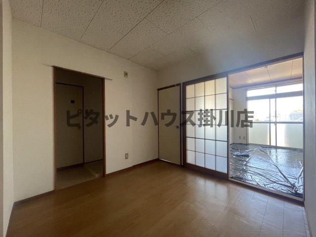 袋井市浅名アパート リビング