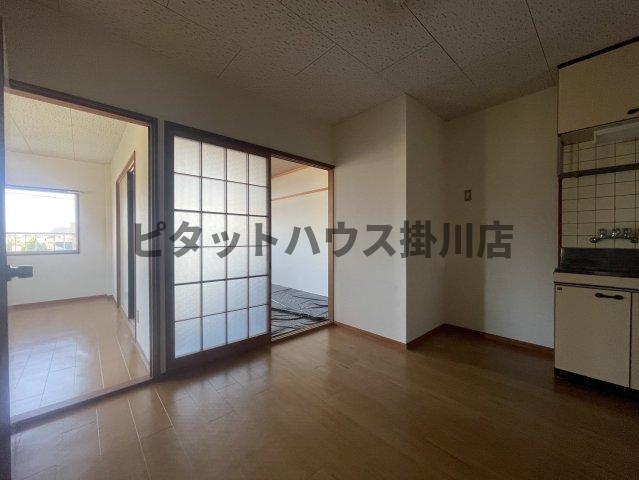 袋井市浅名アパート リビング
