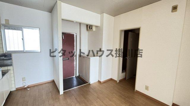 袋井市久能アパート リビング