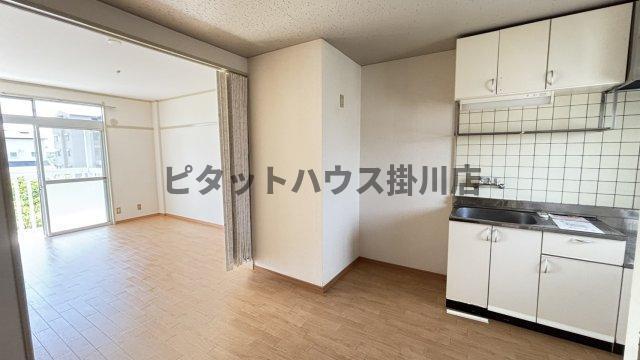 袋井市久能アパート 室内
