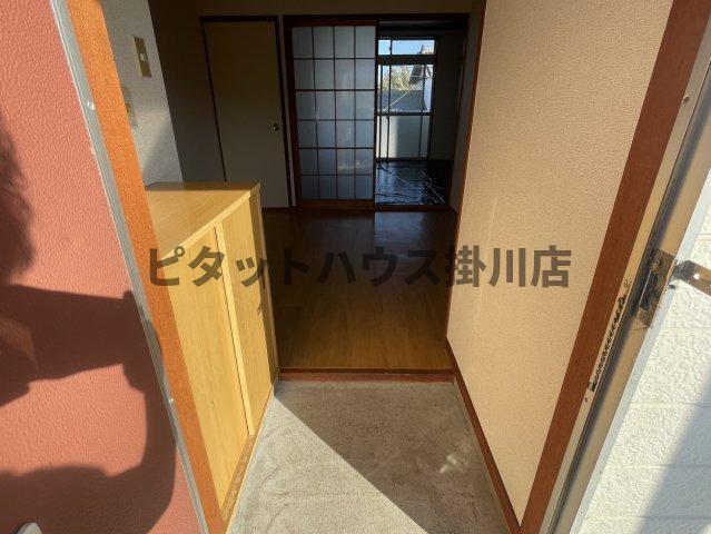 袋井市浅名アパート 玄関
