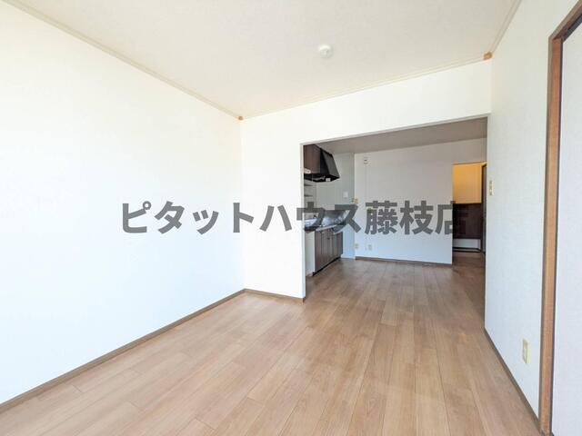 藤枝市駿河台アパート リビング