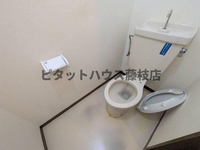 藤枝市駿河台アパート トイレ