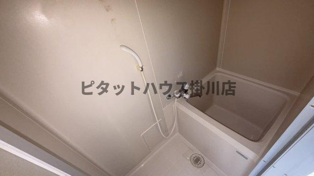 掛川市家代の里アパート バス／シャワー