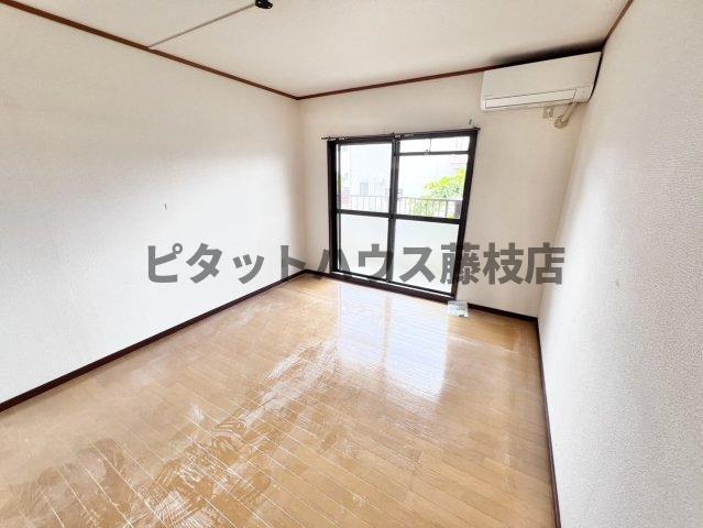焼津市西小川マンション リビング