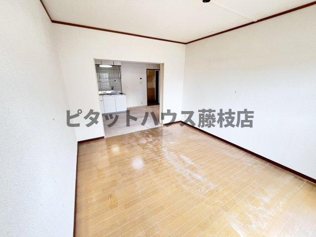 焼津市西小川マンション リビング