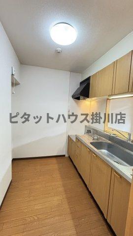 掛川市長谷アパート キッチン