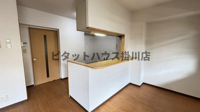 掛川市長谷アパート 室内