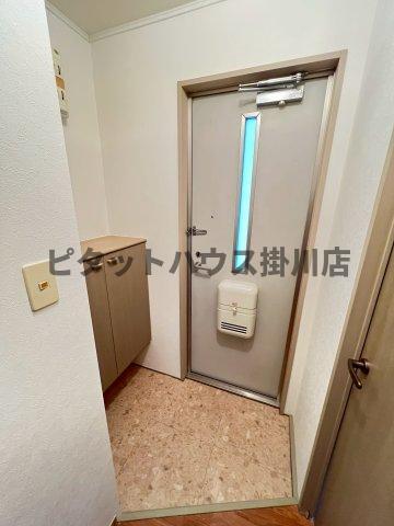 袋井市堀越アパート 玄関