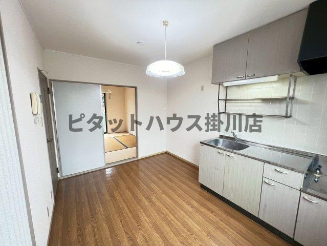 袋井市堀越アパート リビング