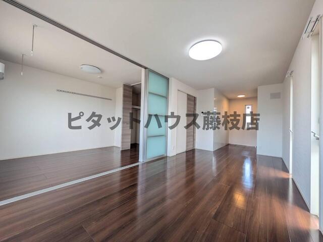 藤枝市小石川町アパート リビング