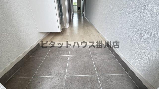 掛川市北門アパート 玄関