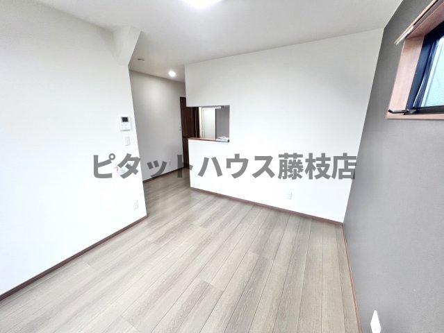 焼津市下小田上町アパート リビング