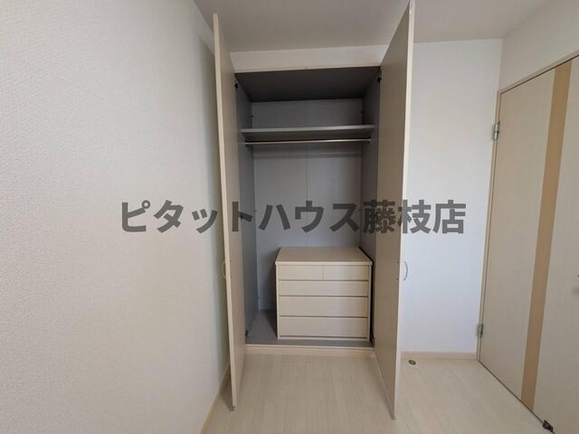 藤枝市横内アパート 収納