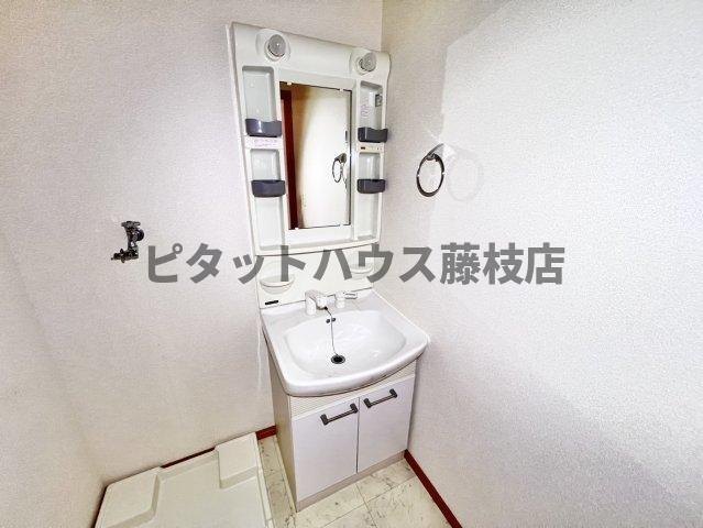 焼津市三右衛門新田アパート 洗面