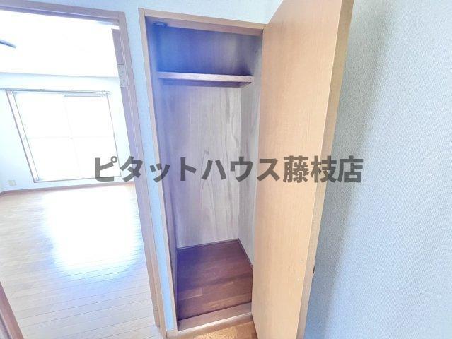 焼津市石津テラスハウス 収納