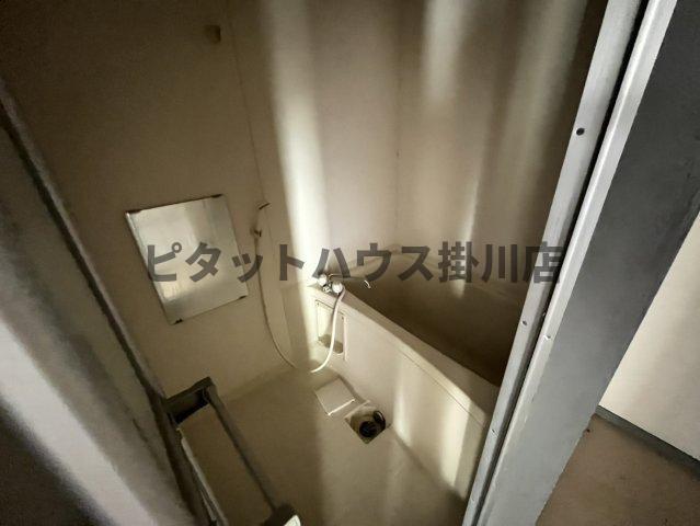 掛川市宮脇アパート バス／シャワー