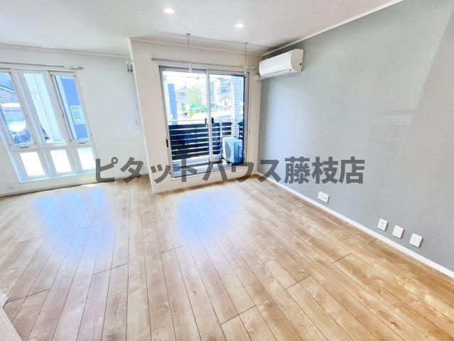 焼津市柳新屋アパート リビング